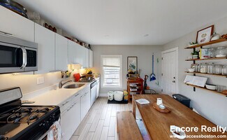 13 Pleasant Place Unit 2, Cambridge, MA 02139