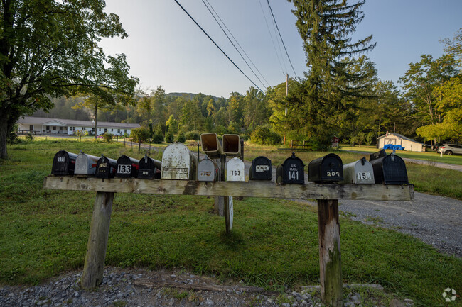 There are a lot of single-family properties in Eldorado, good for younger couples.