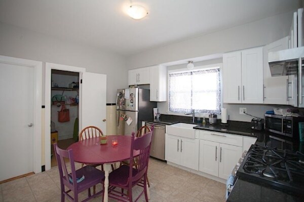 22 Murdock St unit 1, Somerville, MA 02145 - photo 2