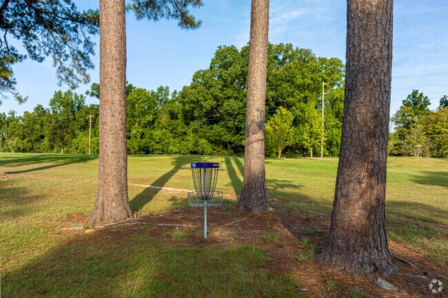 Disc Golf is a well-liked activity in and around Oak Hills Place.
