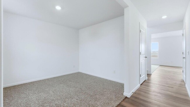 5639 Tranquilo Way, Fort Wayne, IN 46818 - photo 5