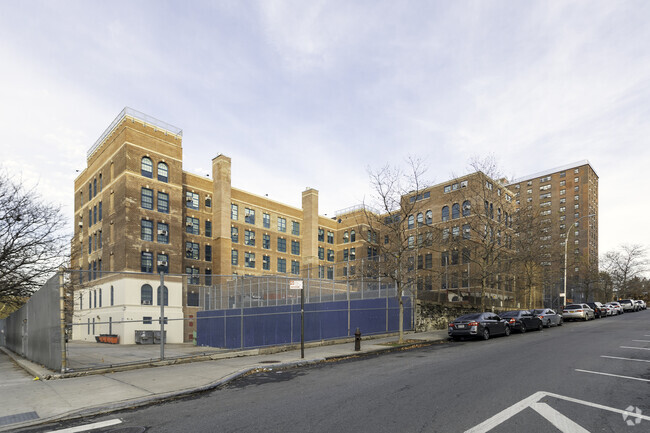 P.S. 55 - Benjamin Franklin is a public school located in BRONX, NY.