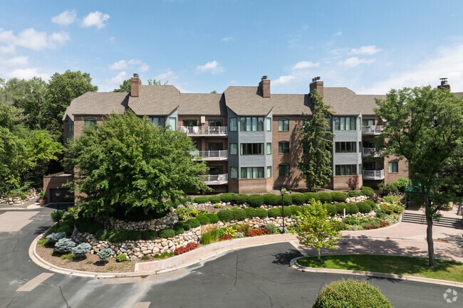 Condominiums in Sherwood Forest range from modest $200,000 two-bedroom units to luxurious $700,000 spaces with vaulted ceilings and finished basements in this wooded setting.
