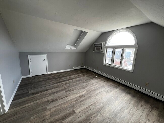 79 Summer St unit JNS realty trust, Kingston, MA 02364 - photo 3