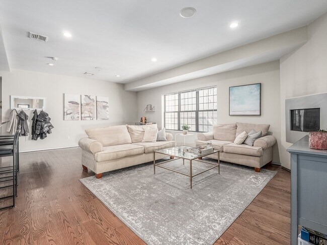 350 W Broadway unit 3, Boston, MA 02127 - photo 5