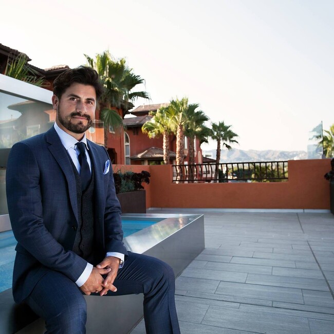 Agent Photo