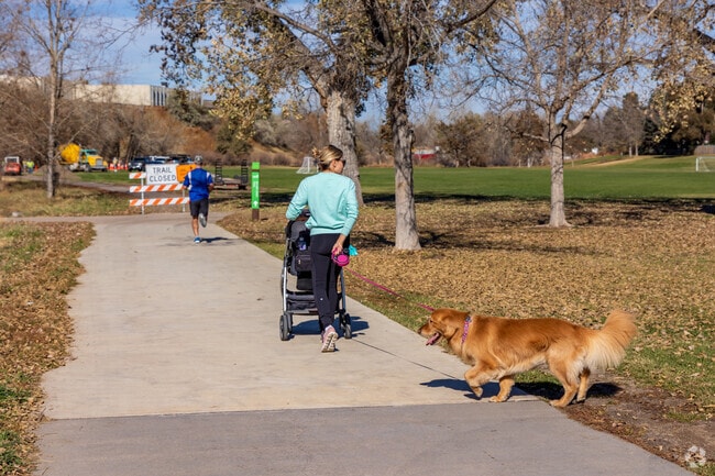 The Knolls is a dog-friendly neighborhood.