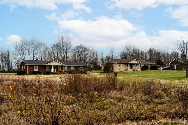 There are brick ranch homes in the Joelton Neighborhood.