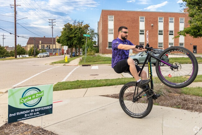 Cycle on 2nd gets started at Ingersoll Centennial Park in Haight Village Historic District.