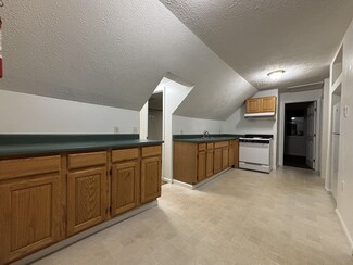 53 N Elm St Unit 53 North Elm St, Saint Albans, VT 05478