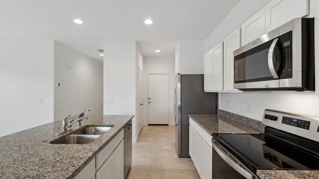 16140 N Catanzaro Dr, Maricopa, AZ 85138 - photo 6