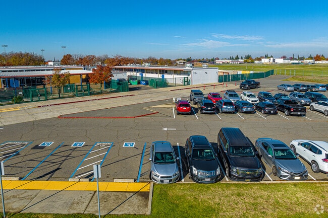 Children thrive at Foothill Ranch Middle School.