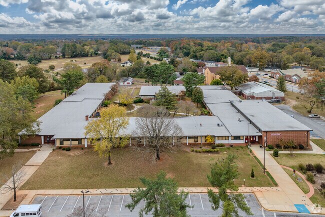 Toney Elementary School serves children from Pre K to 5th grade.