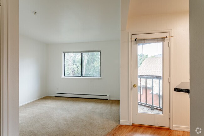 Elder Square Apartments, Boulder, CO 80304 - photo 2