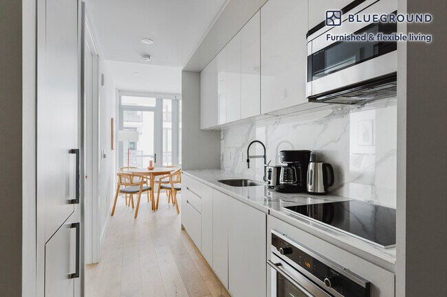 175 2nd St unit FL7-ID1687, Jersey City, NJ 07302 - photo 6