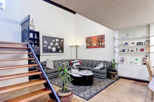 693 NW 102 Place unit ID1357998P, Miami, FL 33172 - photo 3