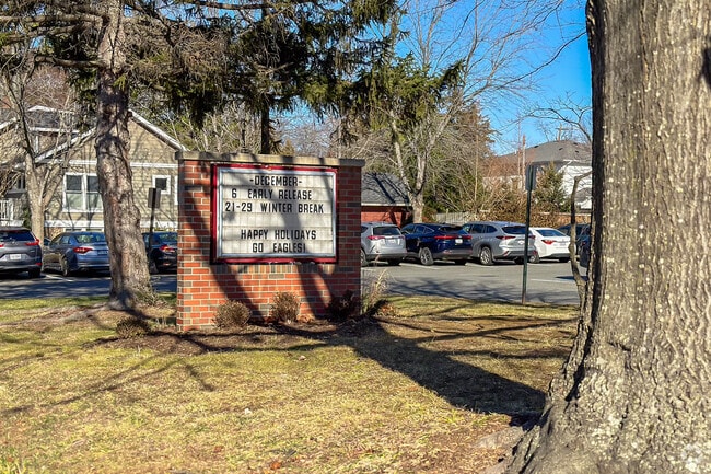 Barcroft Elementary School sign