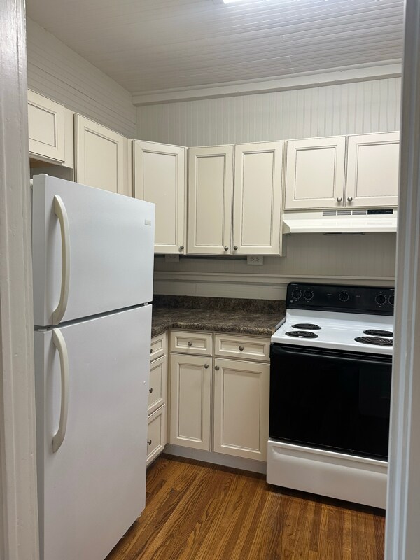 1631 S Main St unit 2, Hopkinsville, KY 42240 - photo 3