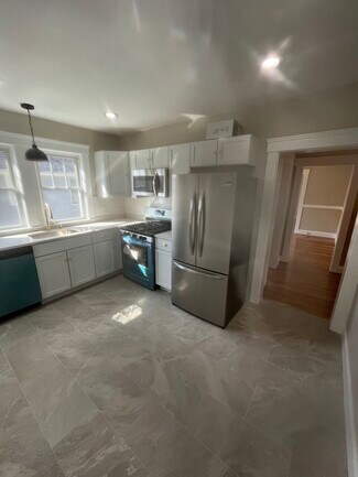 41 Brimmer St Unit 41, Watertown, MA 02472