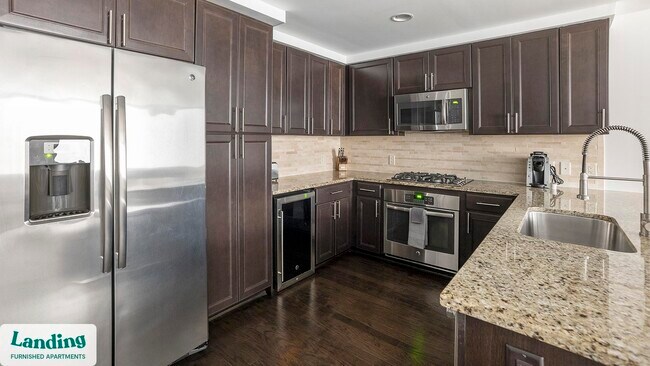 777 Preston St unit 7J.1404706, Houston, TX 77002 - photo 3