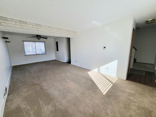 2432 Sawbury Blvd, Columbus, OH 43235 - photo 2