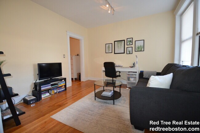15 Park Dr unit 5, Boston, MA 02215 - photo 5