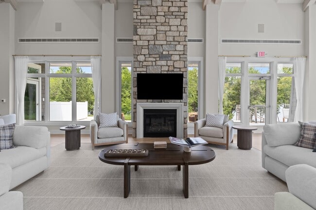 44-web-or-mls-4349 Morning Mist Dr HDR 078.jpg