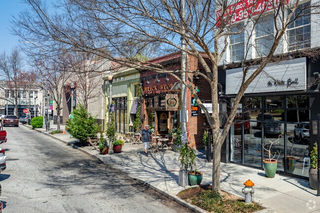 Decatur offers plenty of shopping and dining options.