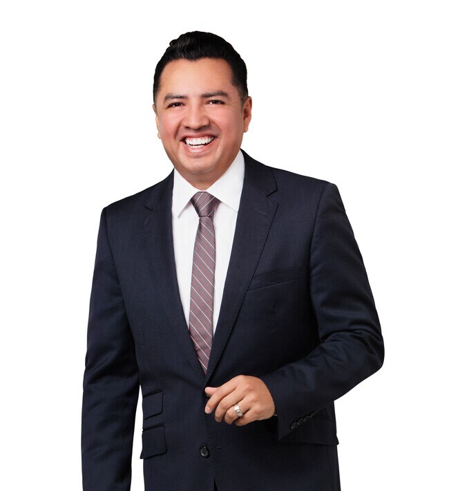 Carlos Raya