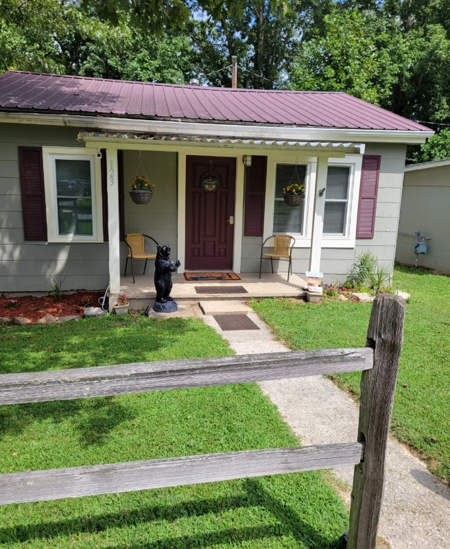 123 N Mapleton Dr, East Flat Rock, NC 28726 - photo 1