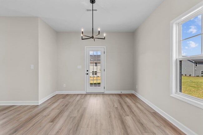 258 Rough Ridge Trail, Aberdeen, NC 28315 - photo 7