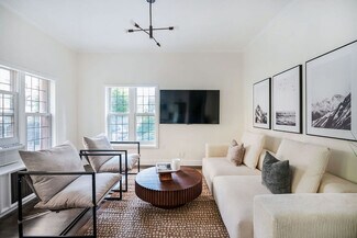 10 5th Ave Unit ID1255906P, New York, NY 10011