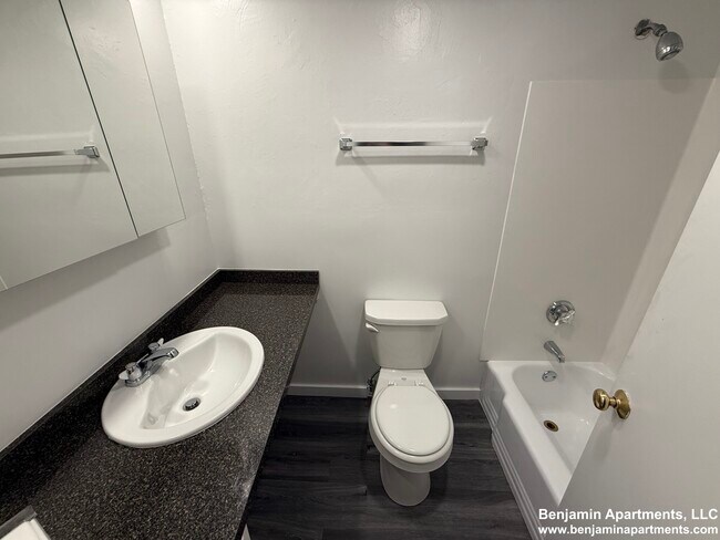 48 Lancaster Terrace unit 103, Brookline, MA 02446 - photo 7