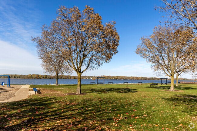 A view of the Mississippi from the Ben Butterworth Parkway in East End.