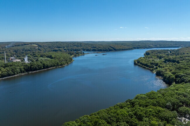 Residents of Montville, CT have easy access to riverside activities and scenic views.