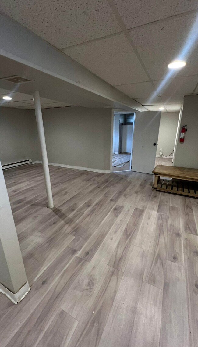 322 S Clinton St unit 4, East Orange, NJ 07018 - photo 3