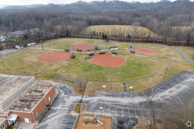 The student population of Grant Line Elementary School is 550 and the school serves PK-4.