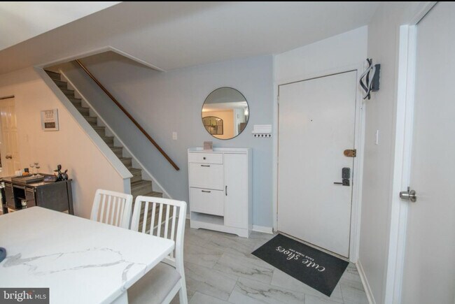 305 Shawmont Ave unit E, Philadelphia, PA 19128 - photo 4