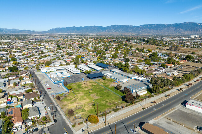 Alice Birney Elementary School offers a sprawling campus when viewed from above.