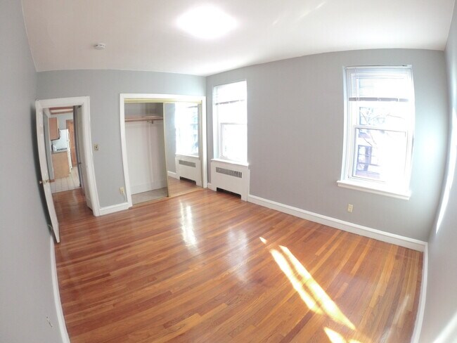 67 Park St unit 3, Brookline, MA 02446 - photo 5