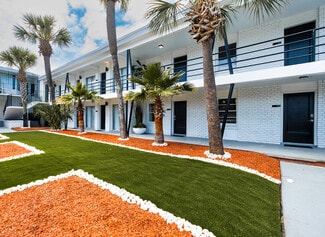 300 10th Ave N, Myrtle Beach, SC 29577