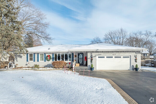 Richmond has ranch style homes for single families.
