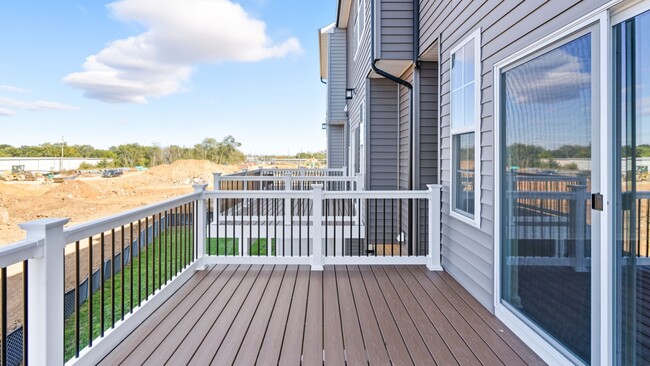 210 Monteith Dr, Winchester, VA 22601 - photo 2