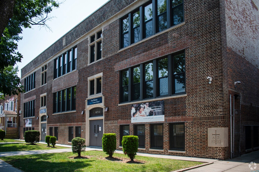 East Flatbush Ascend Charter School is is a curriculum that instills confidence and creativitiy.