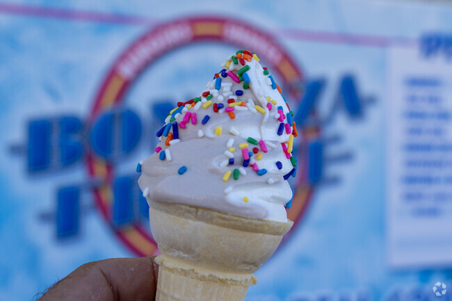 Enjoy old-fashioned ice cream treats at Bonanza Freeze in Williamsburg.