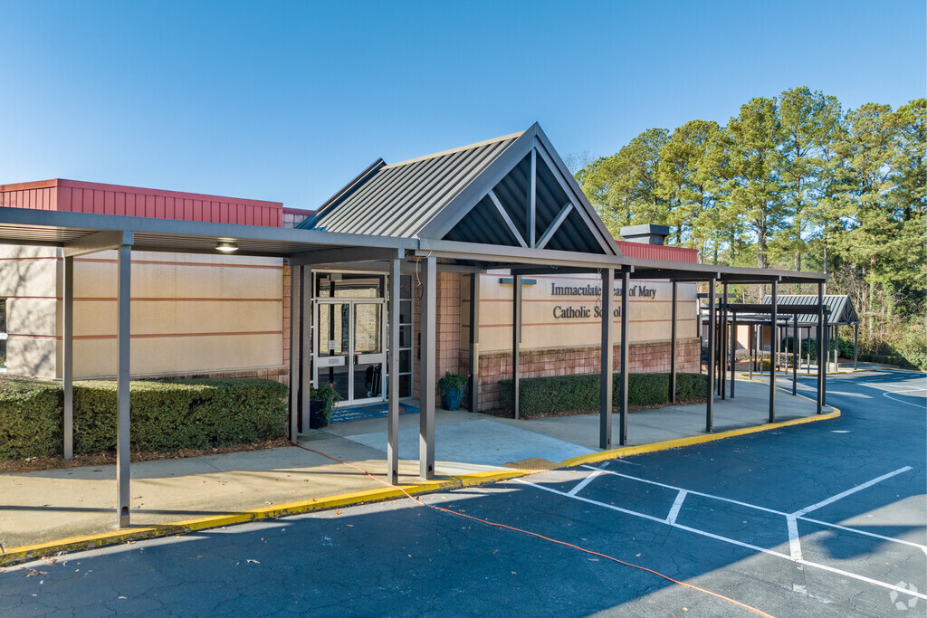Immaculate Heart of Mary School is a private school in North Druid Hills.