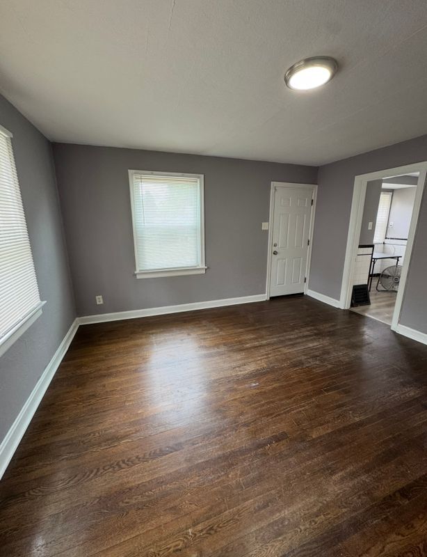 5659 Beldon Dr, Saint Louis, MO 63136 - photo 2