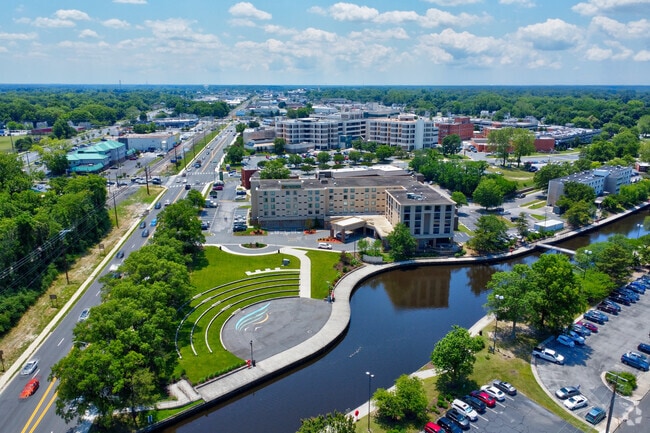 Despite its downtown setting, there is lots of green entertaining space in Downtown Salisbury.