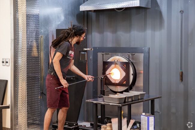 Englewood Arts has visiting artists, classes & galleries that Pitcher locals visit throughout the year.