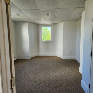 41 Crescent St Unit 41 Crescent st  unit 2, Biddeford, ME 04005